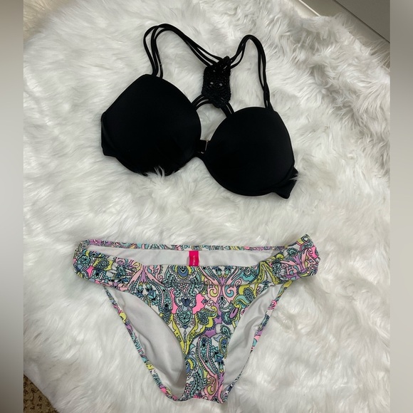 Vintage Victoria's Secret Black and Paisley Bikini Set - Picture 1 of 11